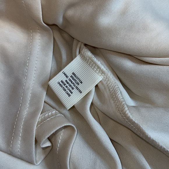 NWT Ultra Pink Lined Floral Mesh Tunic Ivory/Cream Size Medium - Picture 10 of 11